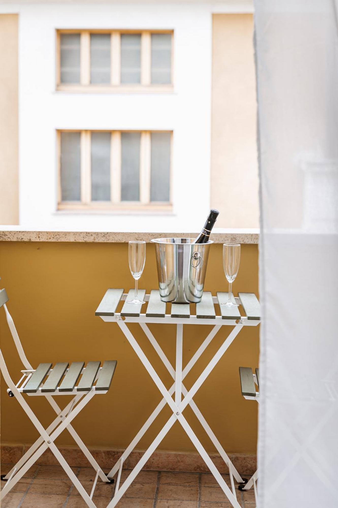 Giano Vatican Suites - Metro Cipro Roma Ngoại thất bức ảnh